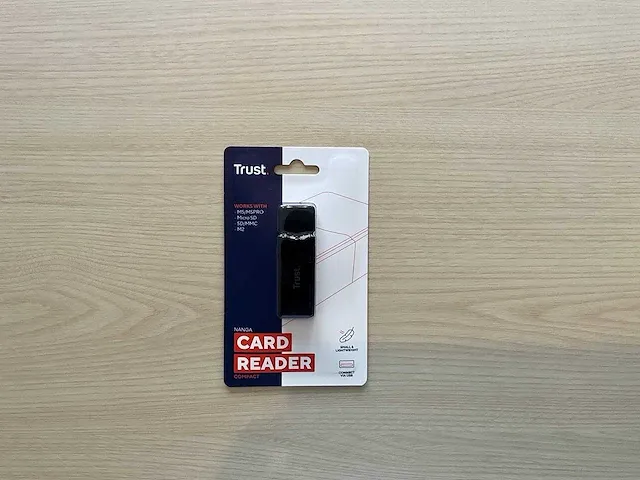 Trust - usb kaartlezer (60x) - afbeelding 1 van  4