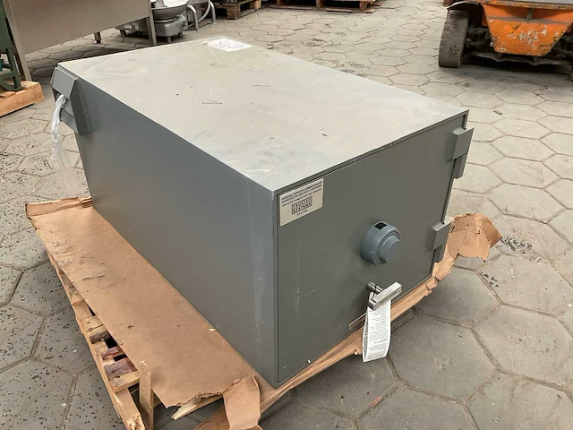 Trusted systems safe - afbeelding 1 van  5