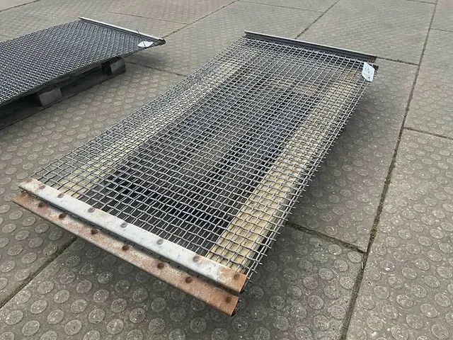 Ts 200 tecnoscreen mobiele sorteer / zeef unit - afbeelding 5 van  13