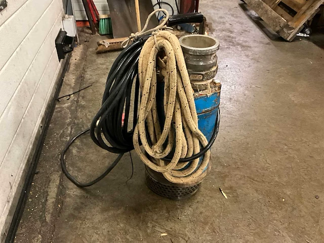 Tsurumi ktz31.5-51 vuilwaterpomp - afbeelding 3 van  4