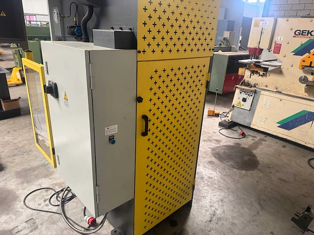 Ttmc - kantbank-835x30 - afbeelding 4 van  7