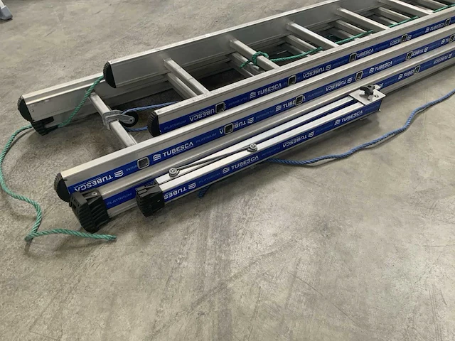 Tubesca 3 delige ladder - afbeelding 4 van  7