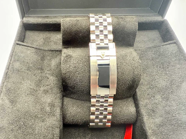 Tudor black bay chrono pink | 79360n-0019 | "inter miami" | pink dial | 06-2025 | new - afbeelding 8 van  12