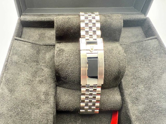 Tudor black bay chrono pink | 79360n-0019 | "inter miami" | pink dial | 2025 | new - afbeelding 8 van  12