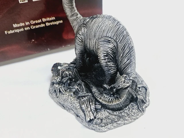 Tudor mint england - brontosaurus statuette met zilver vergoten - afbeelding 4 van  7
