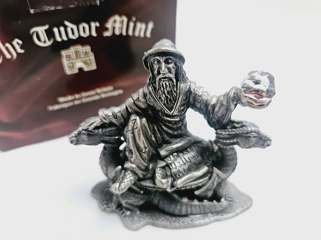 Tudor mint england - drakentemmer statuette met zilver vergoten - afbeelding 2 van  7