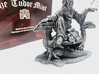 Tudor mint england - drakentemmer statuette met zilver vergoten - afbeelding 5 van  7