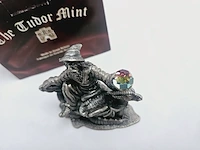 Tudor mint england - drakentemmer statuette met zilver vergoten - afbeelding 6 van  7