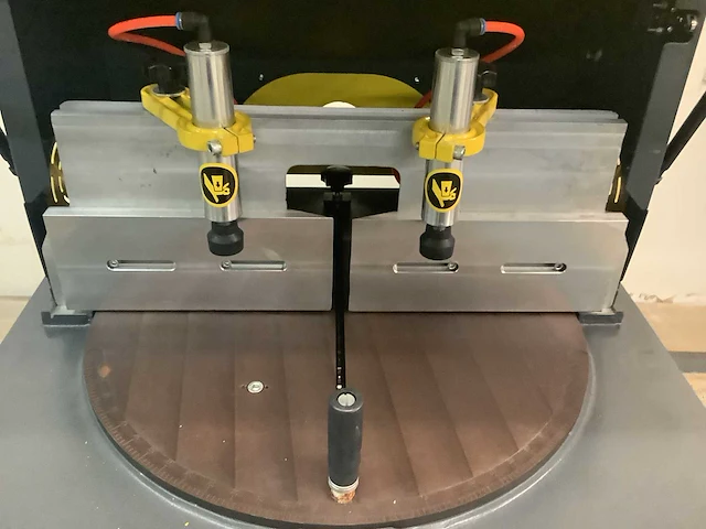 Tugra - 2022 - ac450 - afkortcirkelzaagmachine - afbeelding 4 van  6