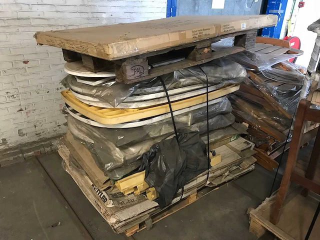 Tuin & terras diverse tafels, stoelen en gereedschap (4x) - afbeelding 5 van  8