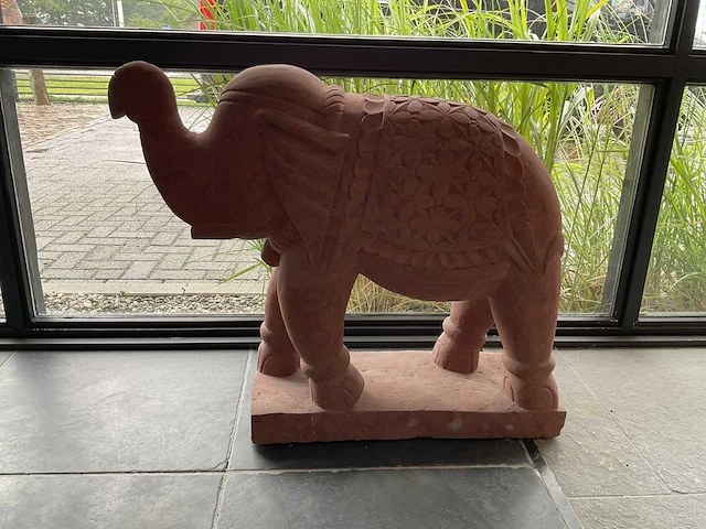 Tuinbeeld olifant - afbeelding 6 van  6