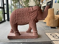 Tuinbeeld olifant