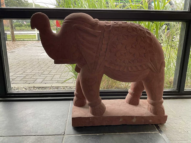 Tuinbeeld olifant - afbeelding 3 van  6