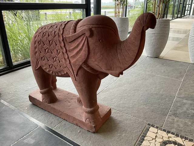 Tuinbeeld olifant - afbeelding 4 van  6