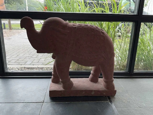 Tuinbeeld olifant - afbeelding 5 van  6