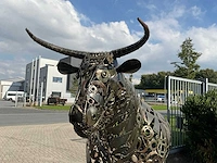 Tuinbeeld stier - afbeelding 3 van  11