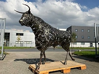 Tuinbeeld stier - afbeelding 8 van  11