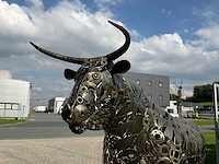 Tuinbeeld stier - afbeelding 11 van  11