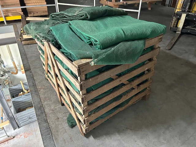 Tuinbouw schaduwgaas - afbeelding 1 van  7