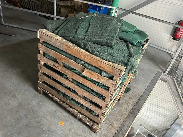 Tuinbouw schaduwgaas - afbeelding 5 van  7
