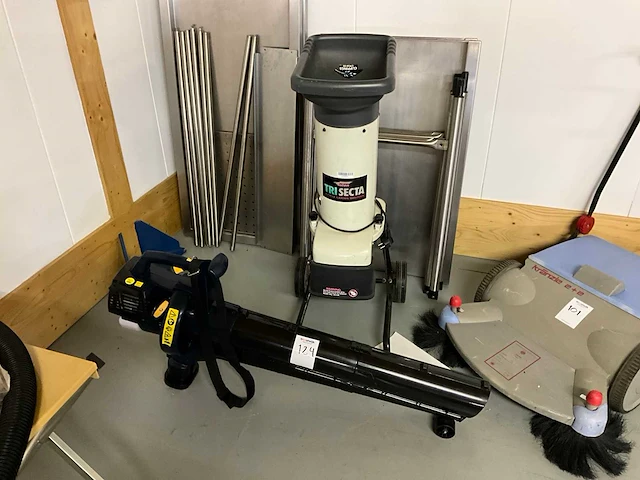 Tuingereedschap - afbeelding 1 van  8