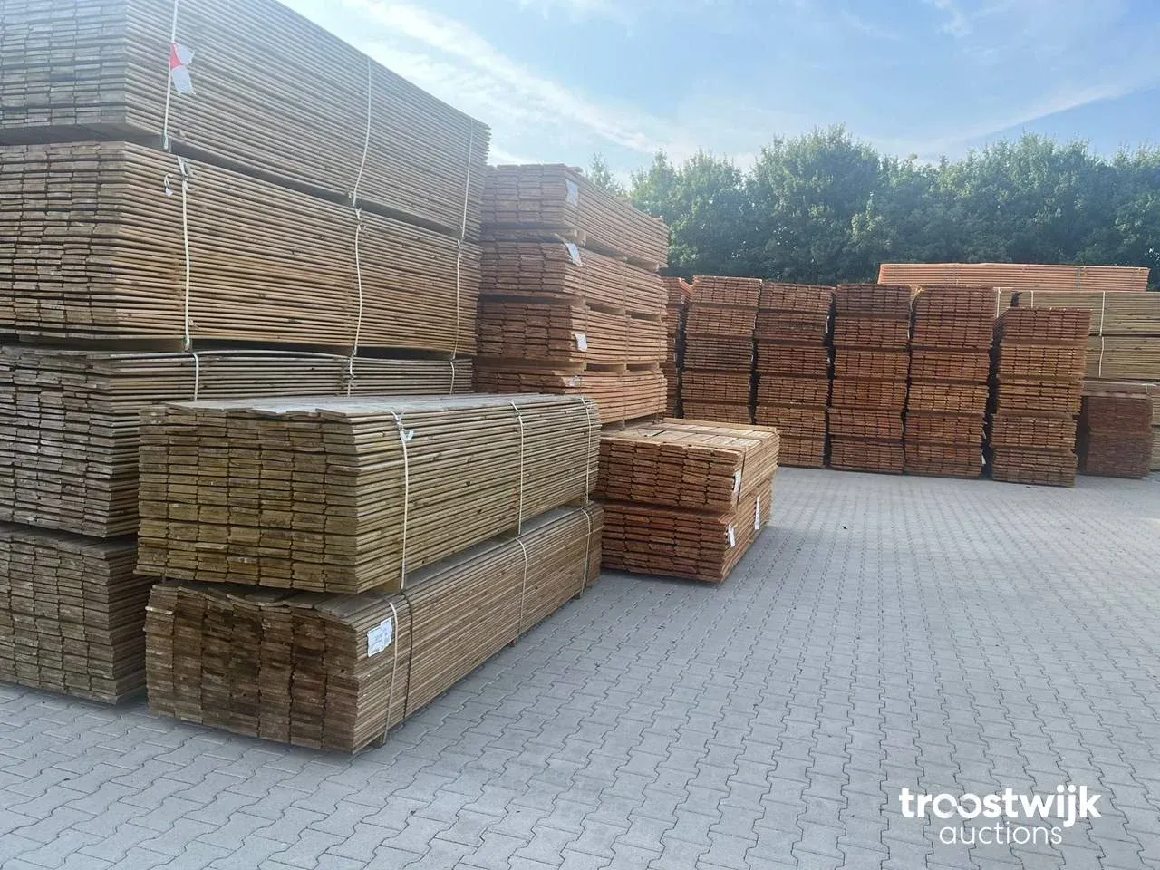 Tuinhout, bouwmaterialen, tuinhuizen en aanbouwsets, isolatiemateriaal en dakleer