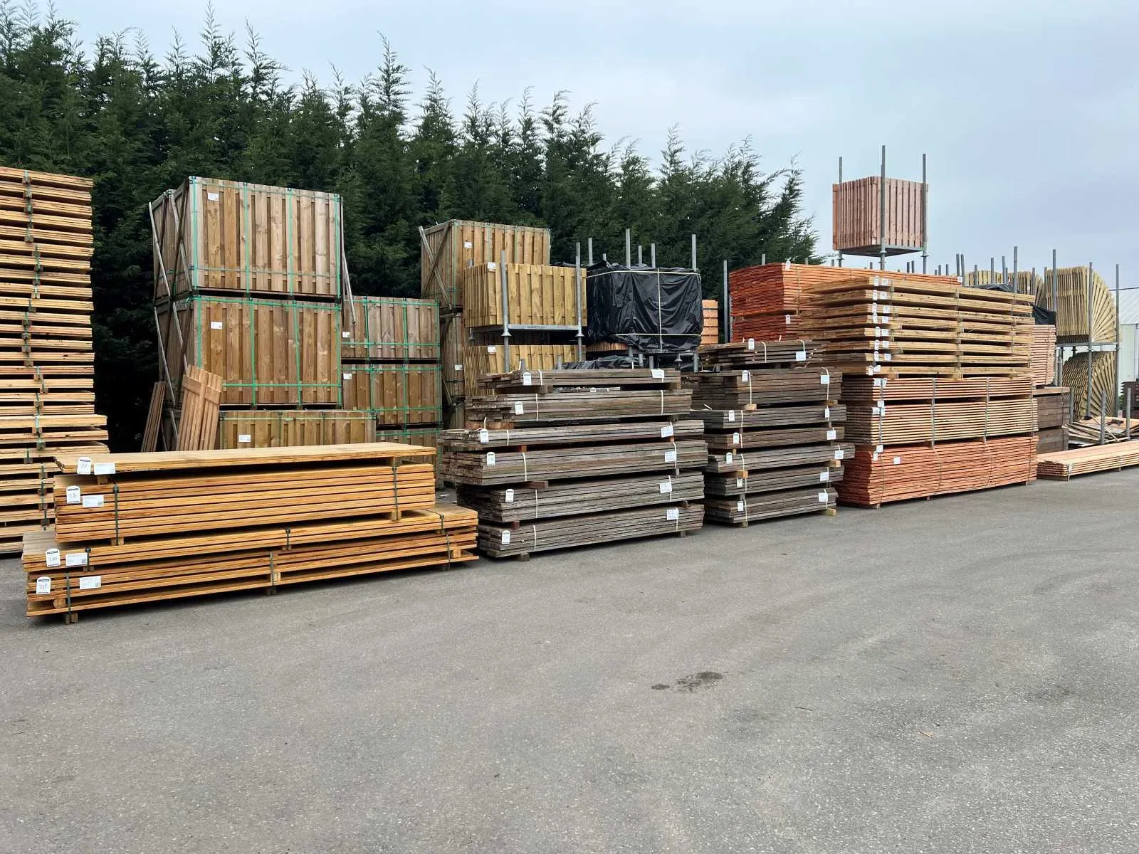Tuinhout en bouwmaterialen