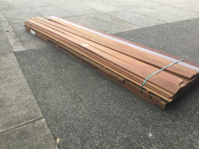 Tuinplanken (31x) - afbeelding 1 van  4