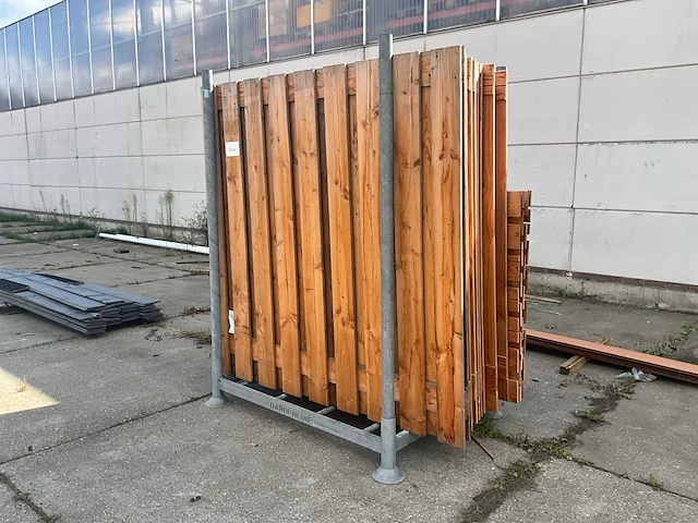 Tuinscherm 19 planks met deur douglas (16x) - afbeelding 2 van  6