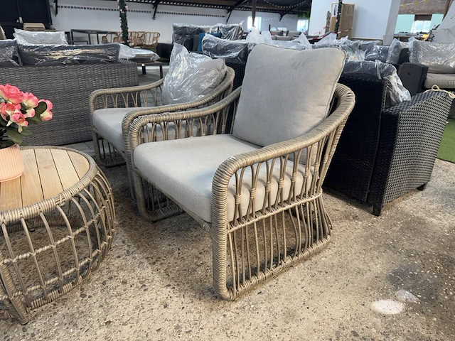 Tuinset 4-delig: 1 bank, 2 stoelen, 1 tafel - afbeelding 10 van  11
