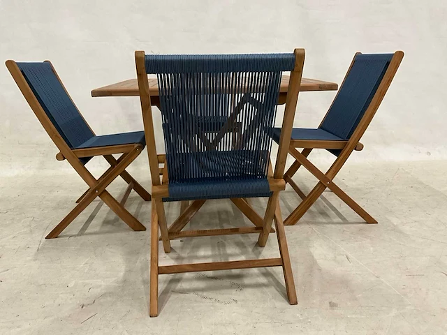 Tuinset met 4 klapstoelen - afbeelding 2 van  4