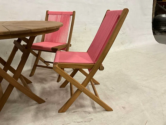 Tuinset met 4 roze tuinstoelen - afbeelding 4 van  5