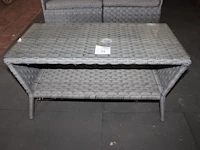 Tuinset tuindeco bestaande uit tafel met glazen topblad 44 x 86 cm, bankje 110 x 62 cm en twee stoelen. - afbeelding 2 van  6