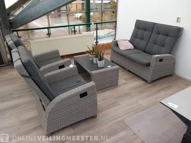 Tuinset - afbeelding 1 van  12