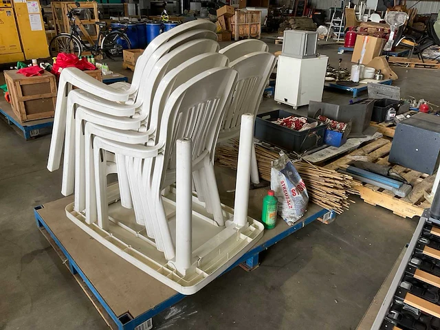 Tuinstoelen en diversen - afbeelding 3 van  6