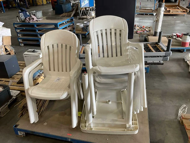 Tuinstoelen en diversen - afbeelding 4 van  6