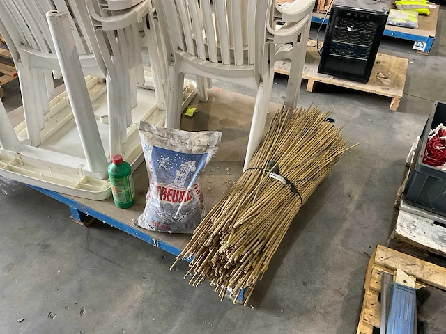 Tuinstoelen en diversen - afbeelding 6 van  6