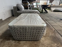 Tuintafel, bijzettafel met glasplaat 129x70x36 cm - afbeelding 4 van  5