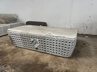 Tuintafel, bijzettafel met glasplaat 129x70x36 cm - afbeelding 5 van  5