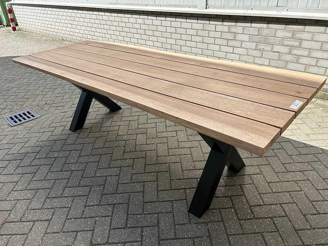 Tuintafel guyana teak - afbeelding 2 van  5