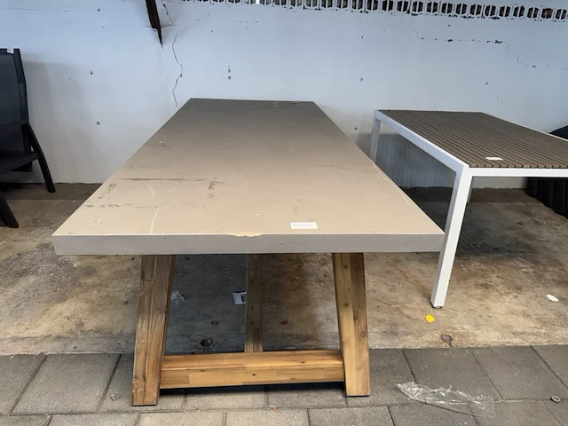 Tuintafel met acaciahouten poten 250x100,5x78 cm buiten. - afbeelding 3 van  7