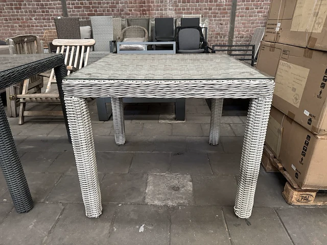 Tuintafel met glasplaat 90x90 cm, fonteyn, chesley, mixed grey - afbeelding 1 van  5