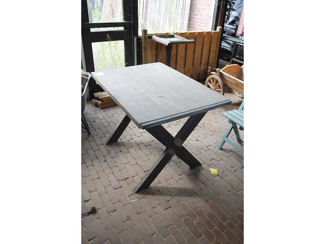 Tuintafel met metalen onderstel. afmeting 110 x 78 x 78 cm. - afbeelding 2 van  2