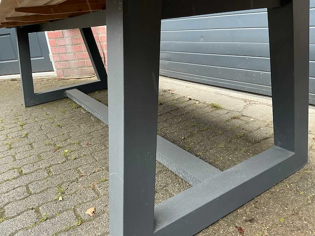 Tuintafel - afbeelding 4 van  5