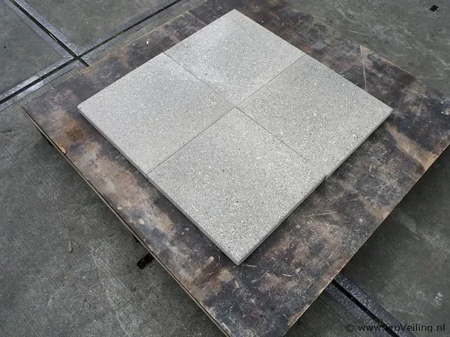 Tuintegels van beton - kleur donker - 40x40x4cm - 9,6m² - afbeelding 2 van  4