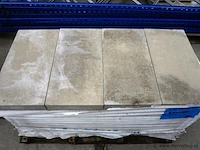 Tuintegels van beton - kleur genuanceerd / grey genuanceerd - 30x60x6cm - 13,6m² - afbeelding 1 van  2