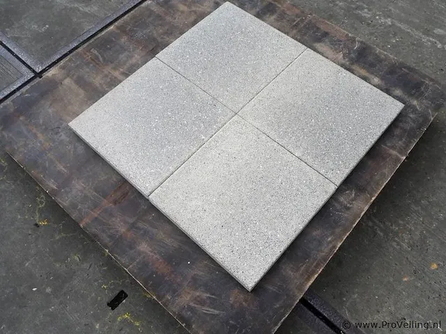 Tuintegels van beton - kleur licht - 40x40x4cm - 28,8m² - afbeelding 2 van  4