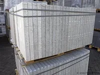 Tuintegels van beton - kleur lichtgrijs - 60x60x4,4cm - 22m² - afbeelding 2 van  10