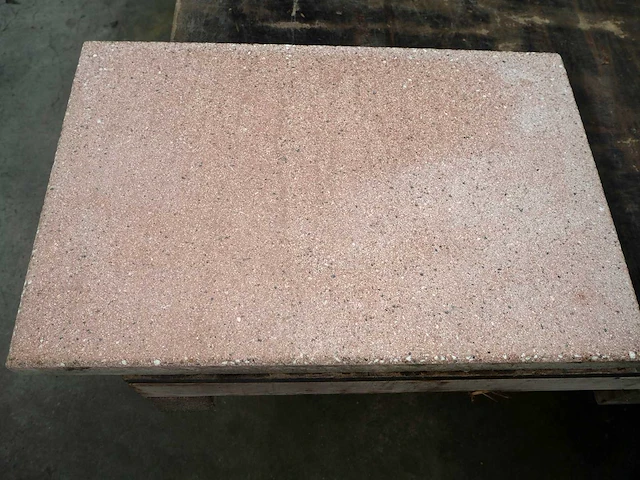 Tuintegels van beton (ca. 10.5m²) - afbeelding 1 van  1