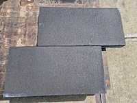 Tuintegels van beton (ca. 13.5m²) - afbeelding 1 van  1